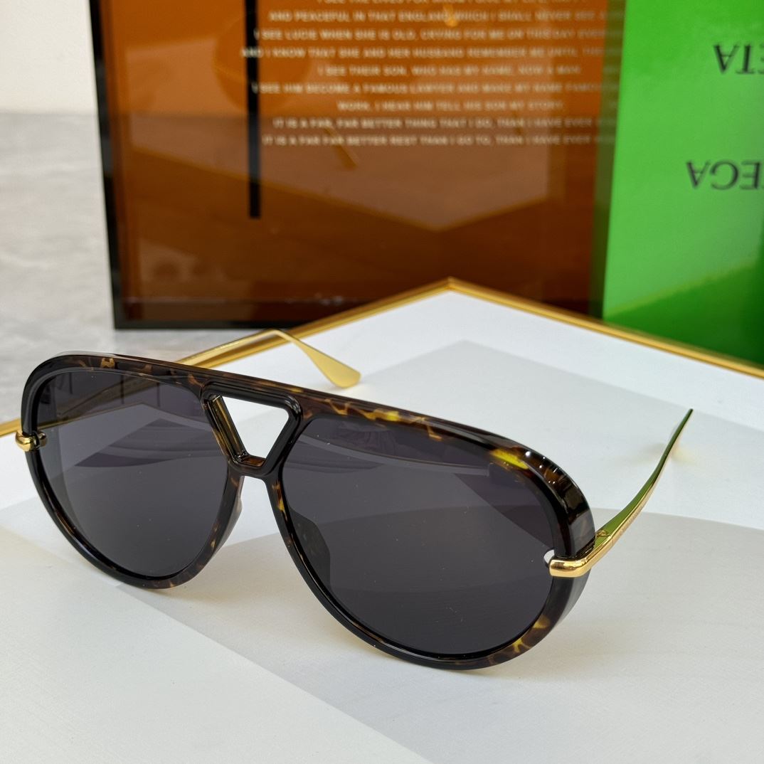 Bottega Veneta Sunglasses